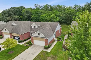 8789 Forest Glen Ct, Saint John, IN 46373 - Photo 2
