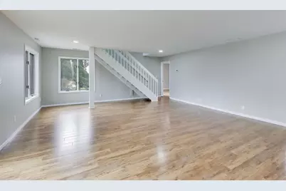 9831 Erie Street, Highland, IN 46322 - Photo 10