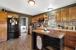 5818 Springfield Ave, Portage, IN 46368 - Photo 8