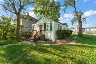 1000 W Home Avenue, Hobart, IN 46342 - Photo 1
