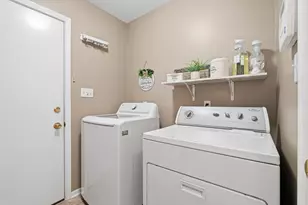 1056 N Harvey St, Griffith, IN 46319 - Photo 12