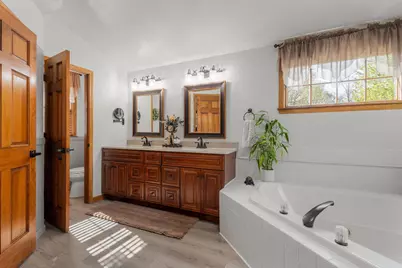 4264 N 700 E, Rolling Prairie, IN 46371 - Photo 20