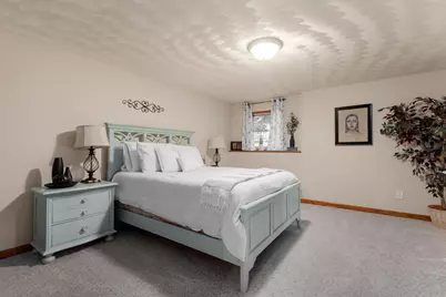 4264 N 700 E, Rolling Prairie, IN 46371 - Photo 32
