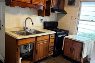 2589 Jefferson St, Gary, IN 46407 - Photo 6