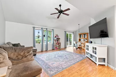 2491 S Hansen Boulevard, Hobart, IN 46342 - Photo 4