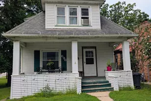 696 Water St, Hobart, IN 46342 - Photo 1