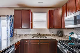 11471 Vermont Pl, Crown Point, IN 46307 - Photo 16