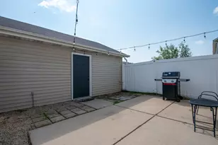 11471 Vermont Pl, Crown Point, IN 46307 - Photo 8