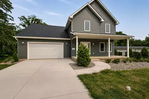1419 2nd St, La Porte, IN 46350 - Photo 2