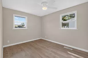 3425 Wabash St, Michigan City, IN 46360 - Photo 8