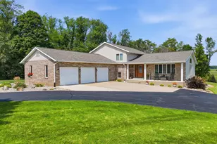 463 E 525 N, Valparaiso, IN 46383 - Photo 1