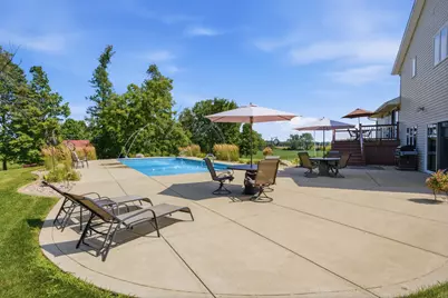 463 E 525 N, Valparaiso, IN 46383 - Photo 16