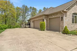 505 Brittany Ln, Dyer, IN 46311 - Photo 4