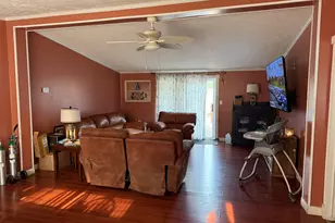 557 N Fail Rd, La Porte, IN 46350 - Photo 8