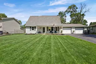 715 McCool Rd, Valparaiso, IN 46385 - Photo 2