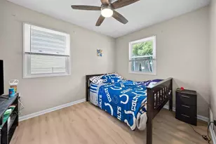 715 McCool Rd, Valparaiso, IN 46385 - Photo 18