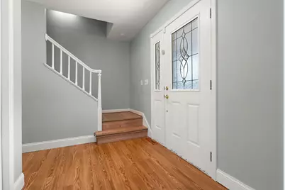 423 Shorewood Court, Valparaiso, IN 46385 - Photo 6