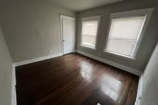 824 Tyler St, Gary, IN 46402 - Photo 14