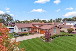 9838 Redbud Rd, Munster, IN 46321 - Photo 6