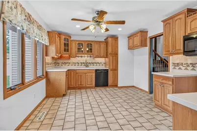 9838 Redbud Road, Munster, IN 46321 - Photo 10