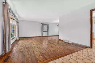 9838 Redbud Rd, Munster, IN 46321 - Photo 6