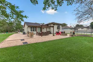 10000 Redbud Rd, Munster, IN 46321 - Photo 4