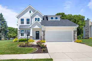 32811 Nature View Dr, New Carlisle, IN 46552 - Photo 1