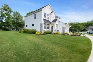 32811 Nature View Dr, New Carlisle, IN 46552 - Photo 10
