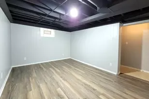 2716 White Oak Ave, Whiting, IN 46394 - Photo 12