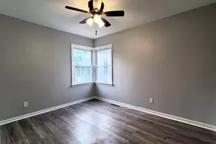 2716 White Oak Ave, Whiting, IN 46394 - Photo 10