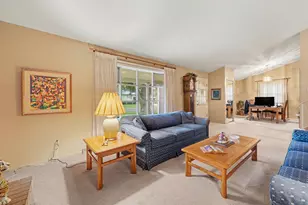 203 E Greenwood Ave, Crown Point, IN 46307 - Photo 6