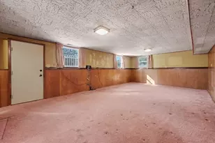 203 E Greenwood Ave, Crown Point, IN 46307 - Photo 24