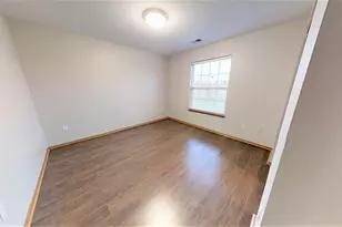 1945 W 86th Ln, Merrillville, IN 46410 - Photo 12