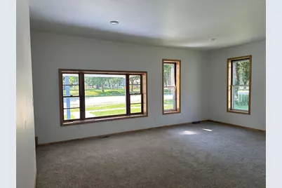 311 S Clay Street, Morocco, IN 47963 - Photo 6