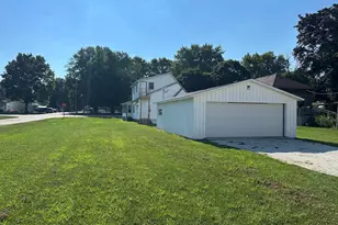 311 S Clay St, Morocco, IN 47963 - Photo 18