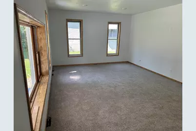 311 S Clay Street, Morocco, IN 47963 - Photo 4