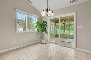 6169 Avocet Cir, Hobart, IN 46342 - Photo 10
