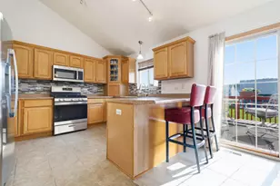 7439 Clark St, Merrillville, IN 46410 - Photo 8