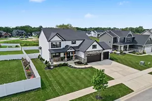 620 Sandra Dee Dr, Lowell, IN 46356 - Photo 2