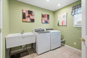 731 Oakbrook Dr, Hebron, IN 46341 - Photo 14