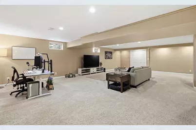 731 Oakbrook Drive, Hebron, IN 46341 - Photo 24