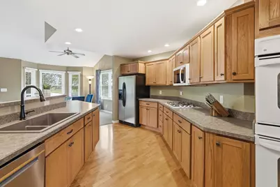 731 Oakbrook Drive, Hebron, IN 46341 - Photo 6