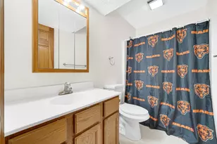 585 Lk Pk Dr, Valparaiso, IN 46385 - Photo 18