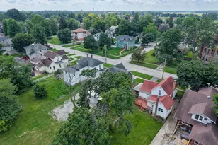 127 S Park Ave, Rensselaer, IN 47978 - Photo 8