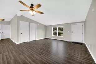 2716 E 450 S, La Porte, IN 46350 - Photo 4
