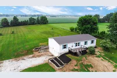 2716 E 450 S, La Porte, IN 46350 - Photo 2