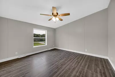 2716 E 450 S, La Porte, IN 46350 - Photo 14