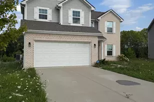 1571 N Creekwater Pass, Greenfield, IN 46140 - Photo 2