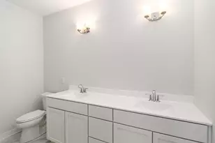 9610 N Centennial Dr, Munster, IN 46321 - Photo 12