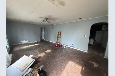 1111 N McKinley Avenue, Rensselaer, IN 47978 - Photo 2